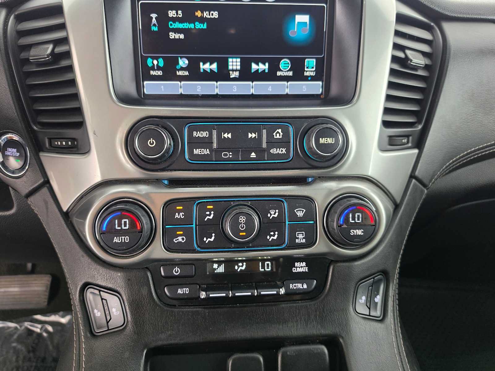 Used 2016 Chevrolet Tahoe LT w/ Luxury Package AWD/4WD image 30