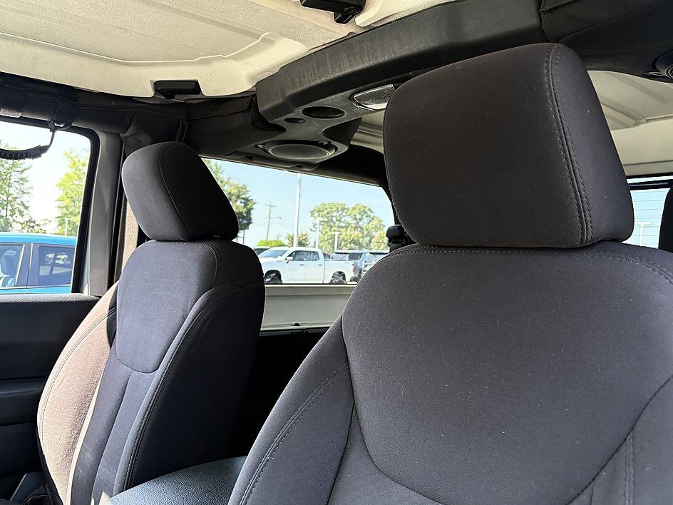 Used 2014 Jeep Wrangler Sport AWD/4WD image 15
