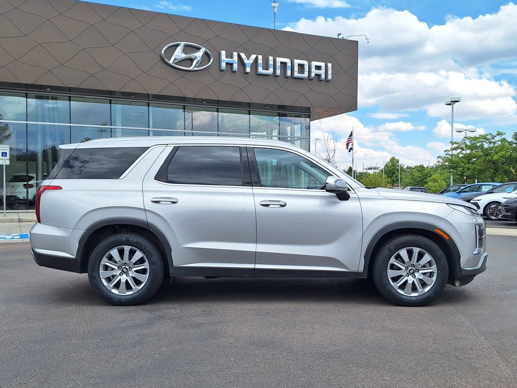 Certified 2025 Hyundai Palisade SEL AWD/4WD image 2