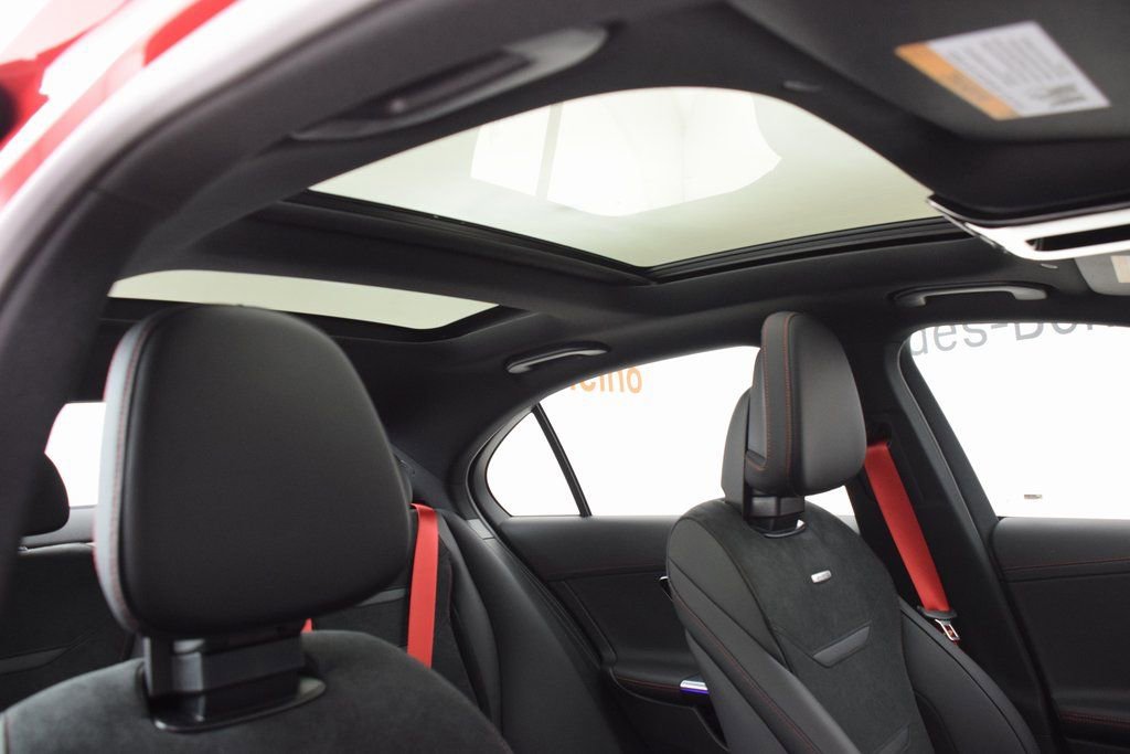 New 2026 Mercedes-Benz C 43 AMG 4MATIC Sedan image 17