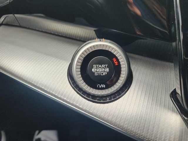 Used 2022 Jeep Grand Wagoneer Series III image 30