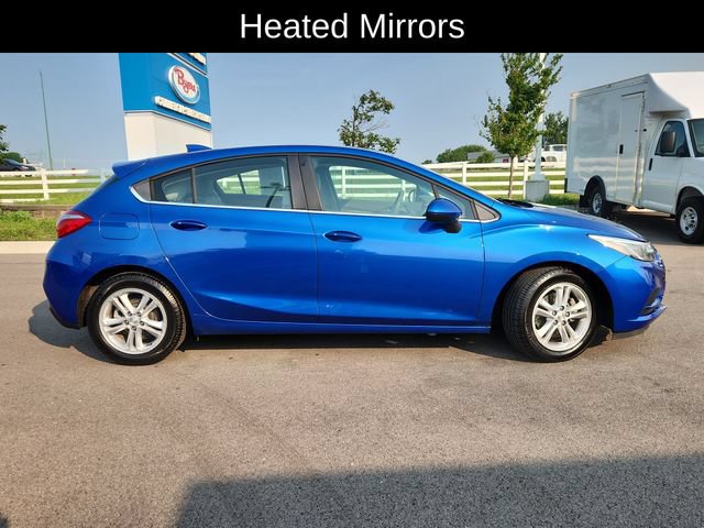 Used 2017 Chevrolet Cruze LT w/ Convenience Package FWD image 11