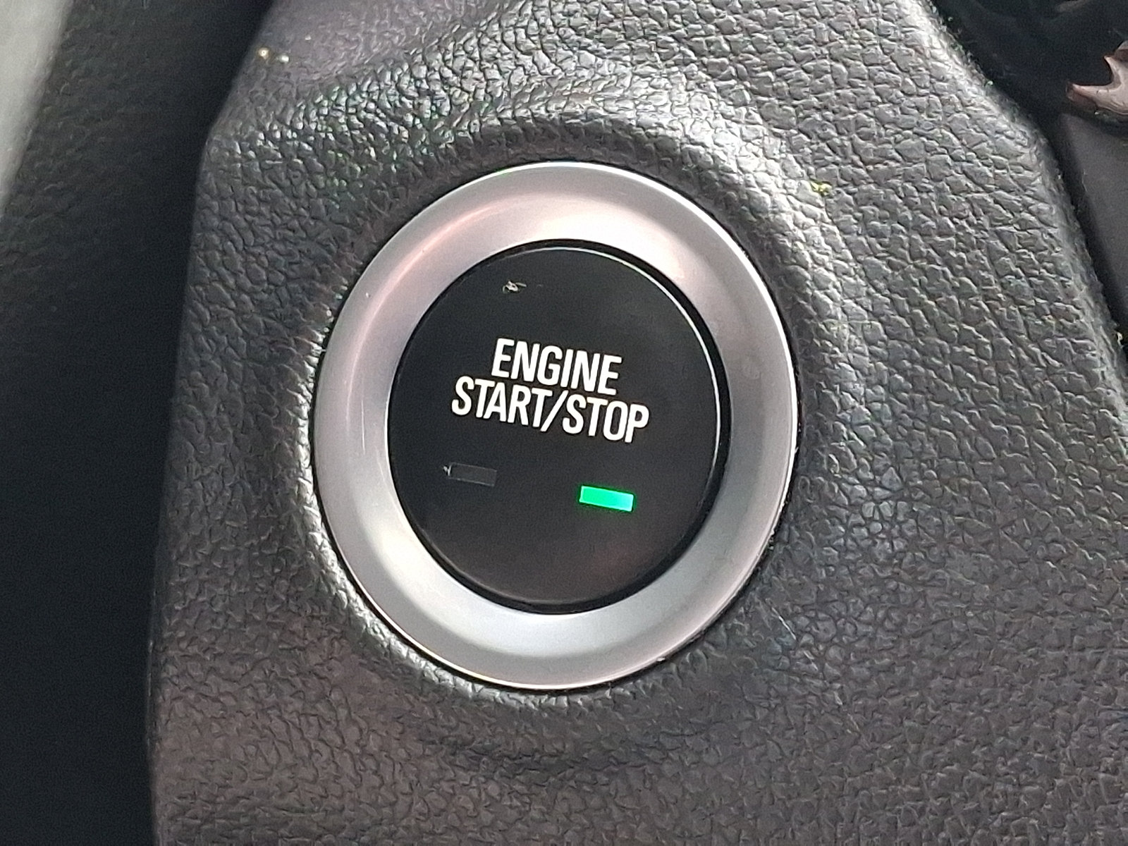 Used 2020 Buick Envision Essence FWD image 21