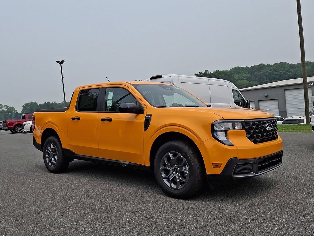 New 2026 Ford Maverick XLT w/ Equipment Group 301A