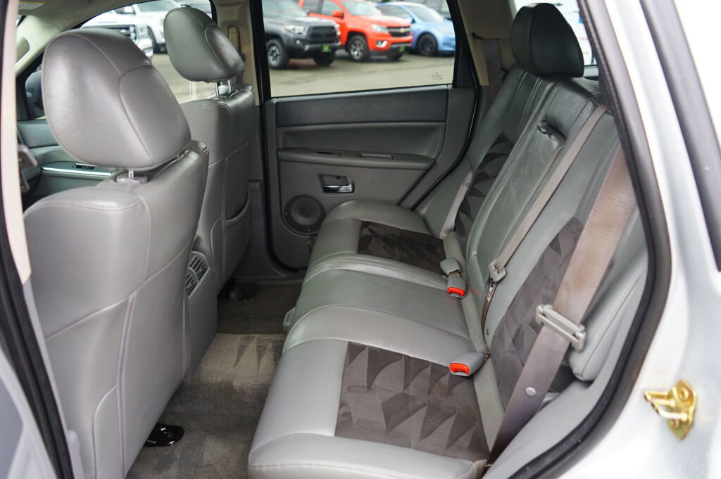 Used 2007 Jeep Grand Cherokee SRT8 w/ SRT Option Group I image 13