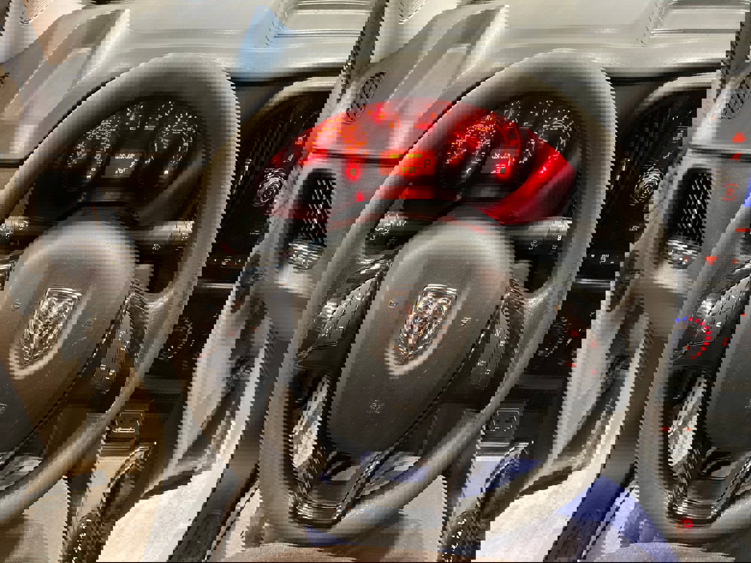 Used 2018 RAM ProMaster City Tradesman image 19