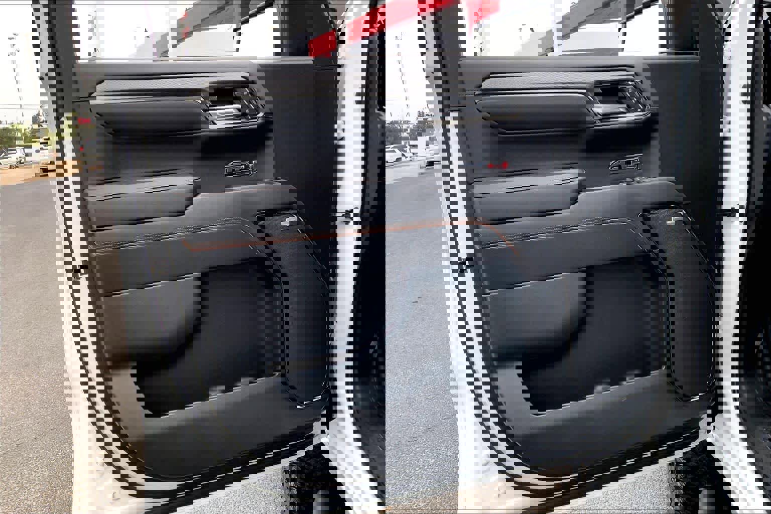 Used 2023 GMC Sierra 1500 AT4 AWD/4WD image 22