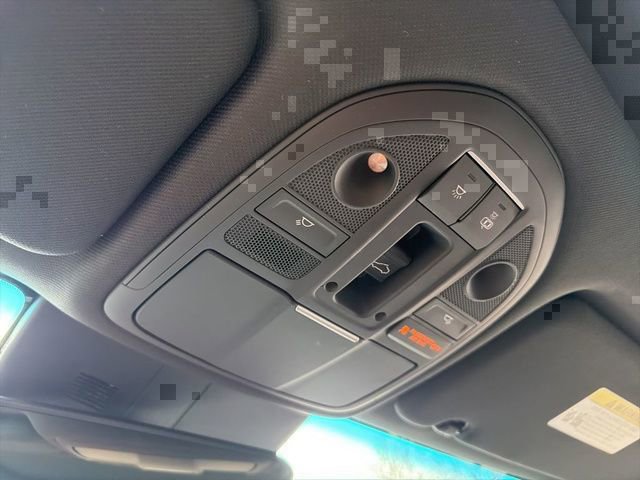 Used 2023 Genesis G70 2.0T w/ Sport Prestige Package image 29