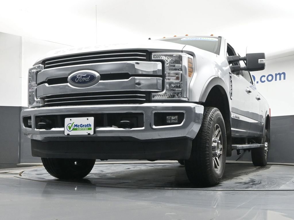 Used 2019 Ford F350 Lariat image 6