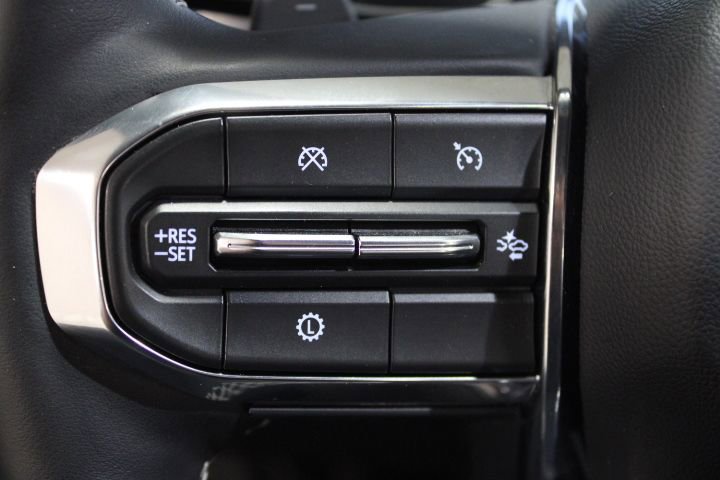 Used 2024 GMC Acadia Denali image 35