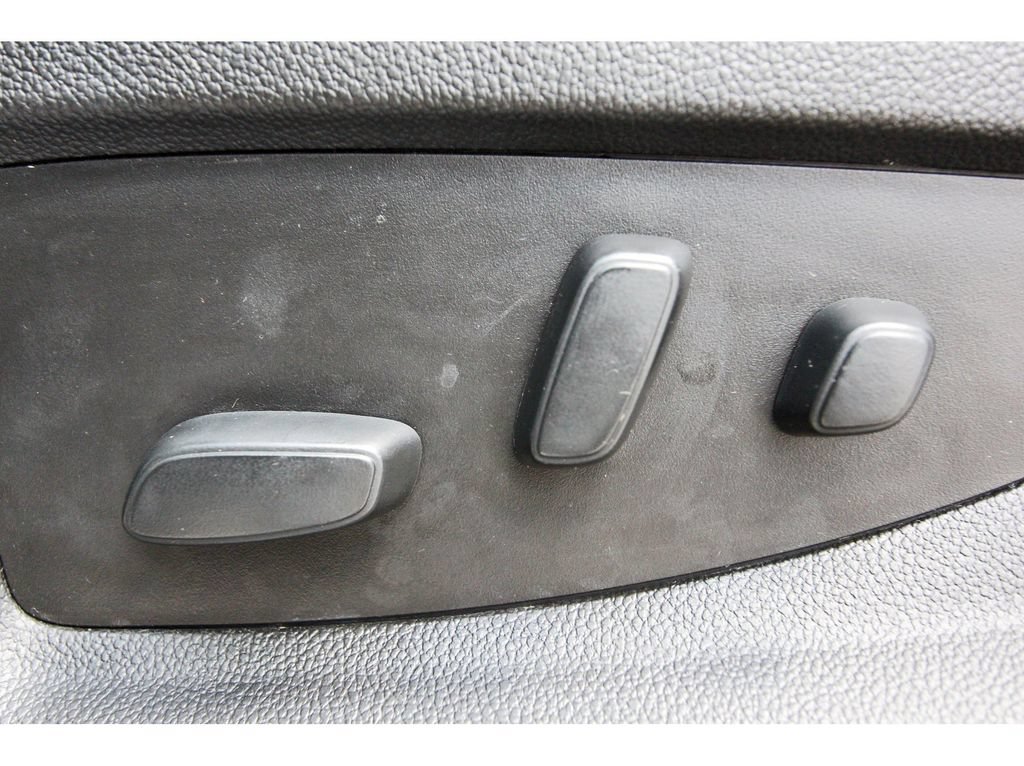 Used 2020 Chevrolet Tahoe LT AWD/4WD image 32