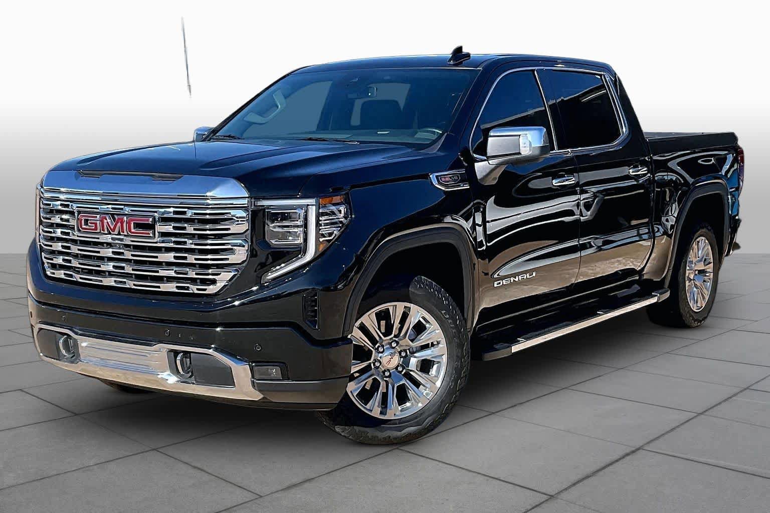 Used 2023 GMC Sierra 1500 Denali AWD/4WD image 3