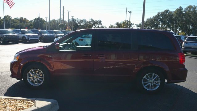 Used 2019 Dodge Grand Caravan SE image 18