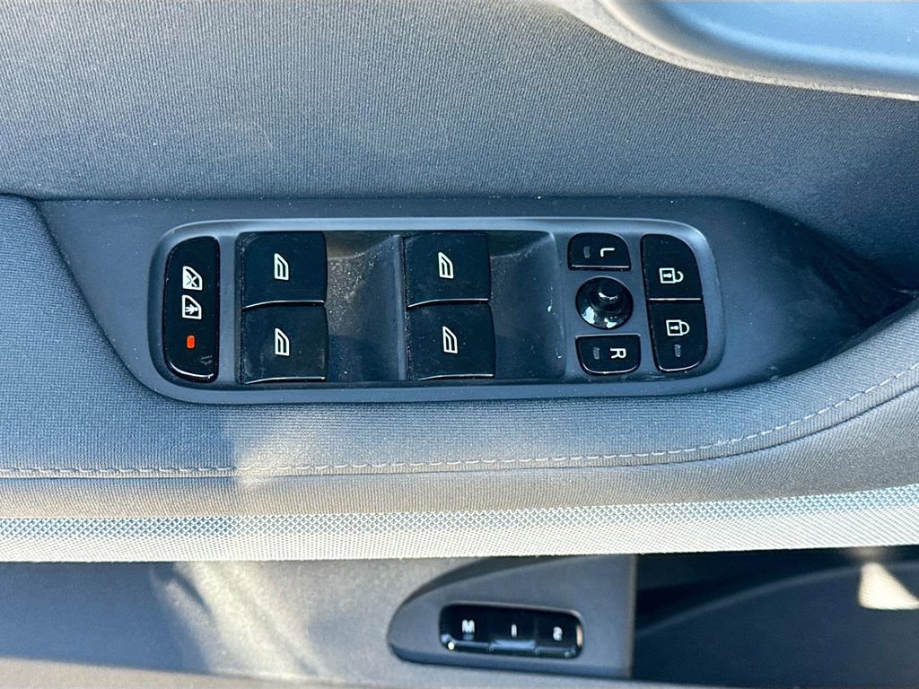 Used 2023 Polestar Polestar 2 image 19