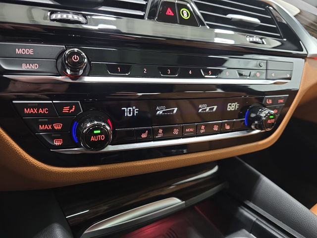 Certified 2023 BMW 540i xDrive w/ Executive Package image 19