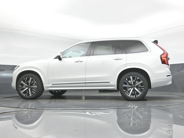 New 2026 Volvo XC90 B6 Core w/ Protection Package Premier image 40