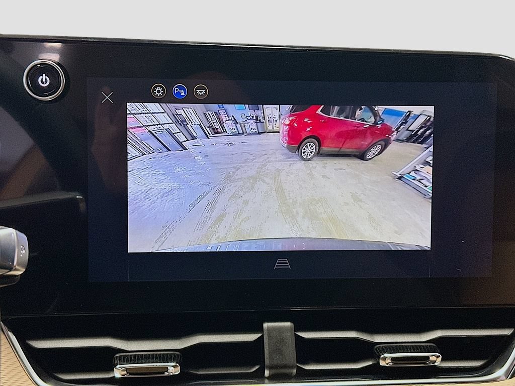New 2026 Chevrolet Equinox ACTIV FWD image 17