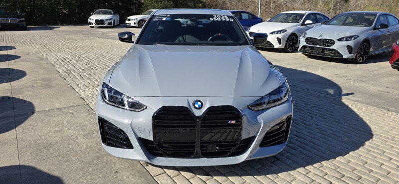 Used 2025 BMW M440i image 2