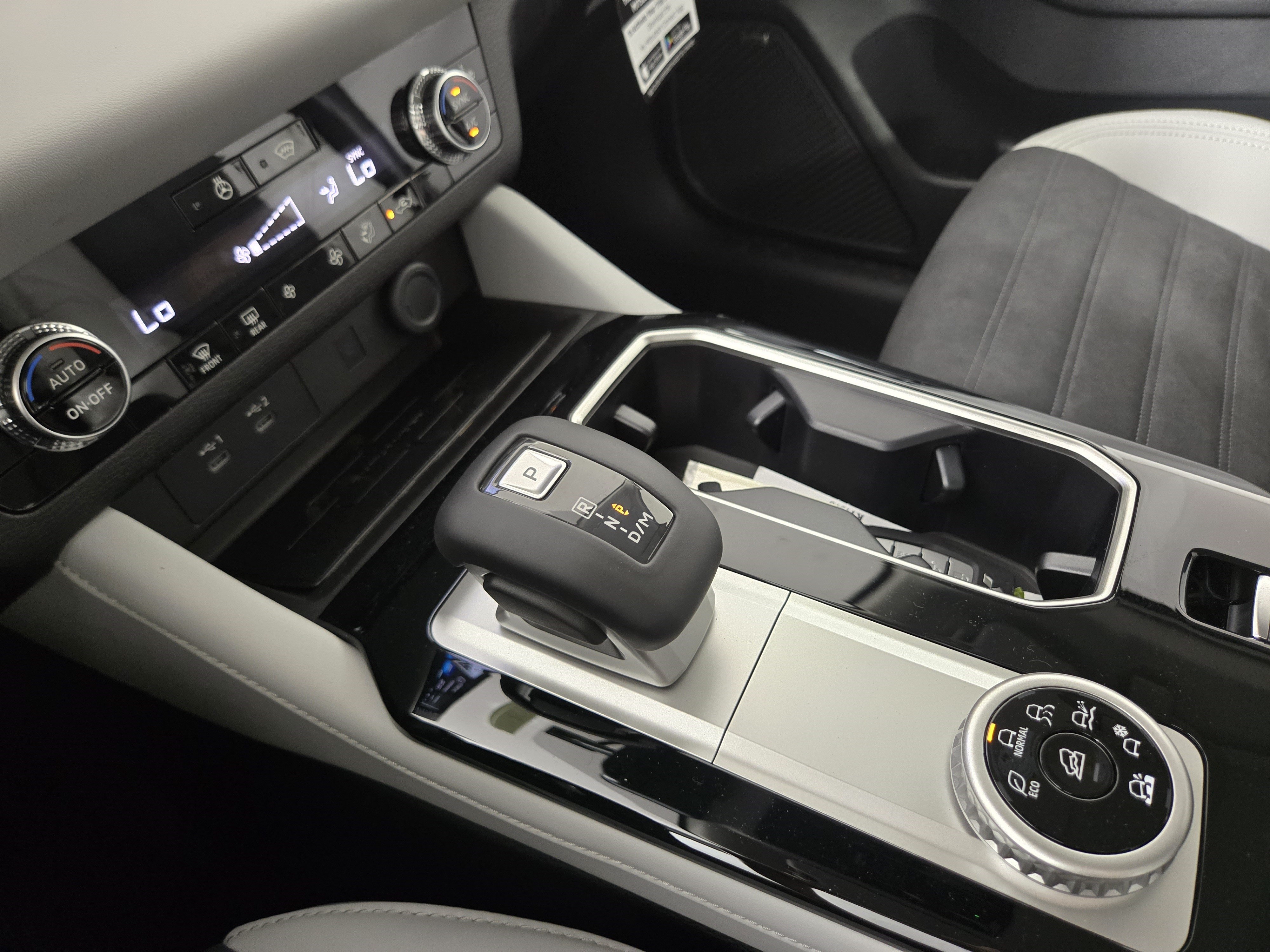 New 2026 Mitsubishi Outlander SE AWD/4WD image 22
