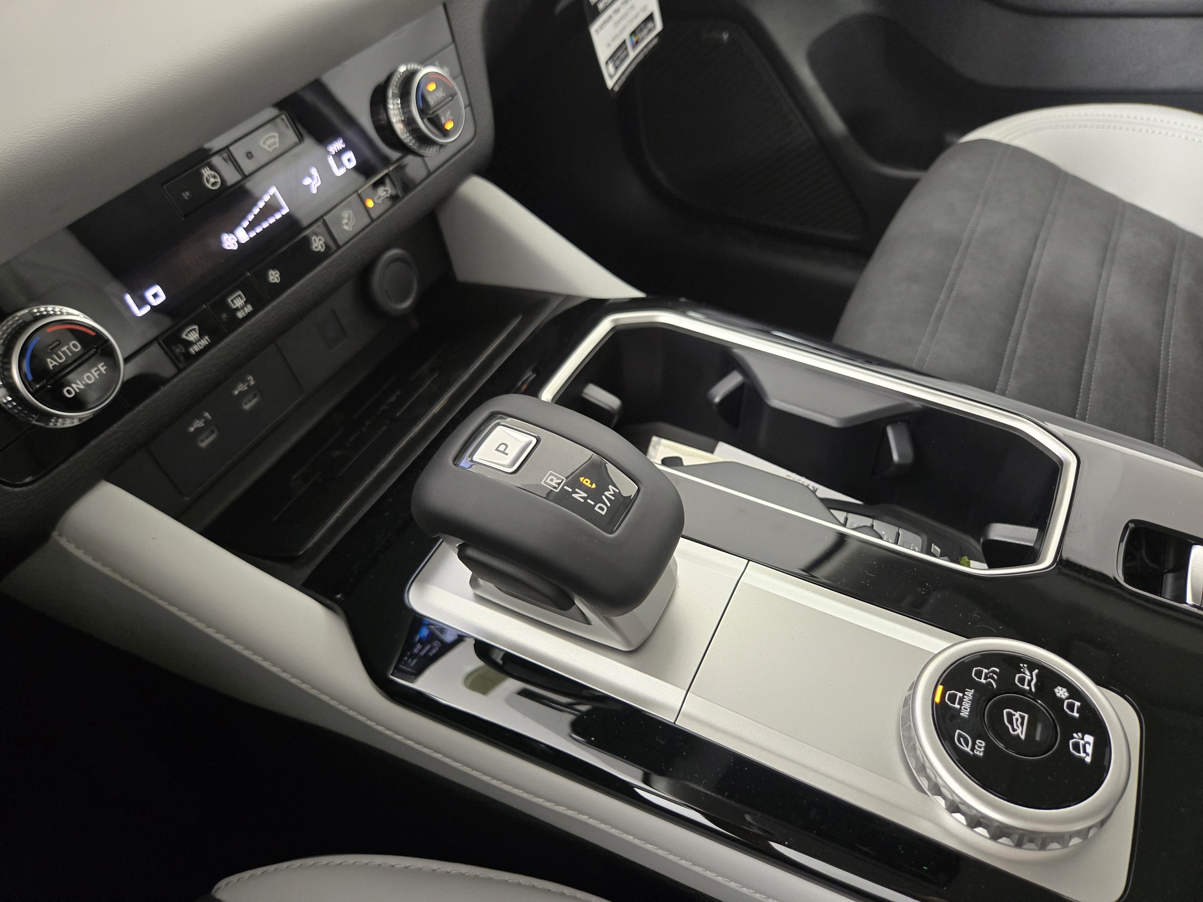 New 2026 Mitsubishi Outlander SE AWD/4WD image 22