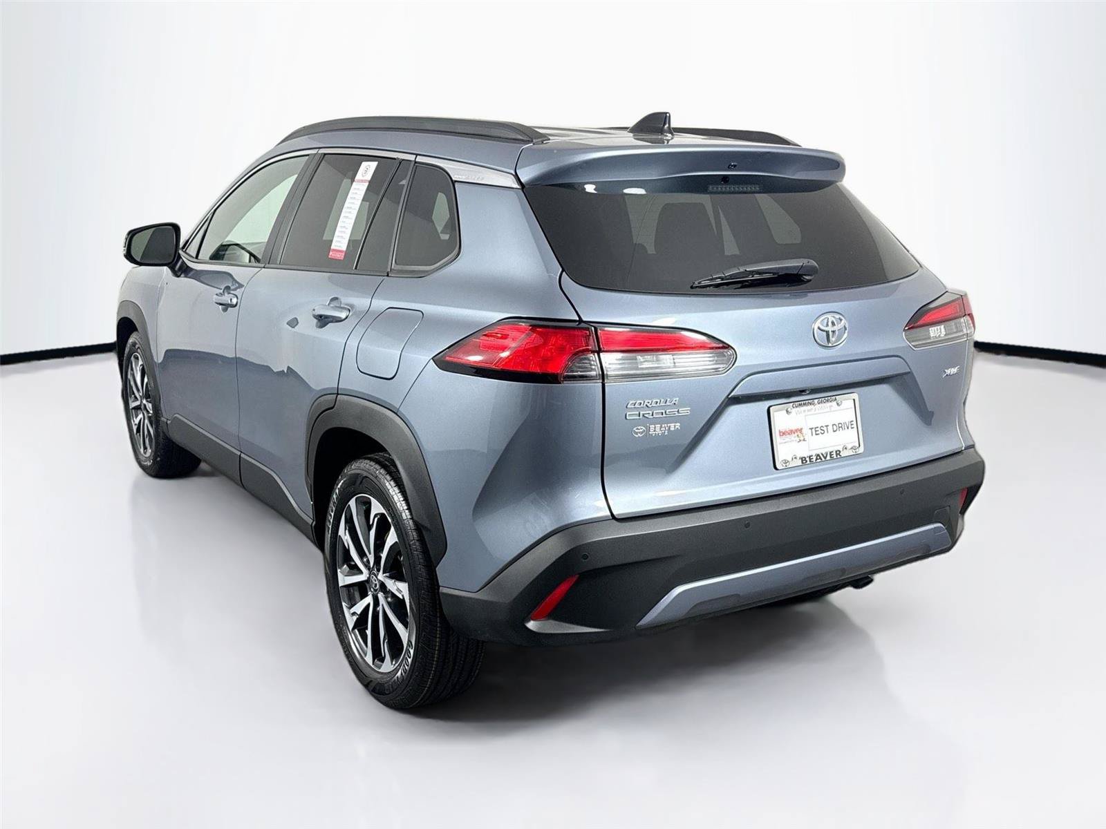 Certified 2025 Toyota Corolla Cross XLE FWD image 12