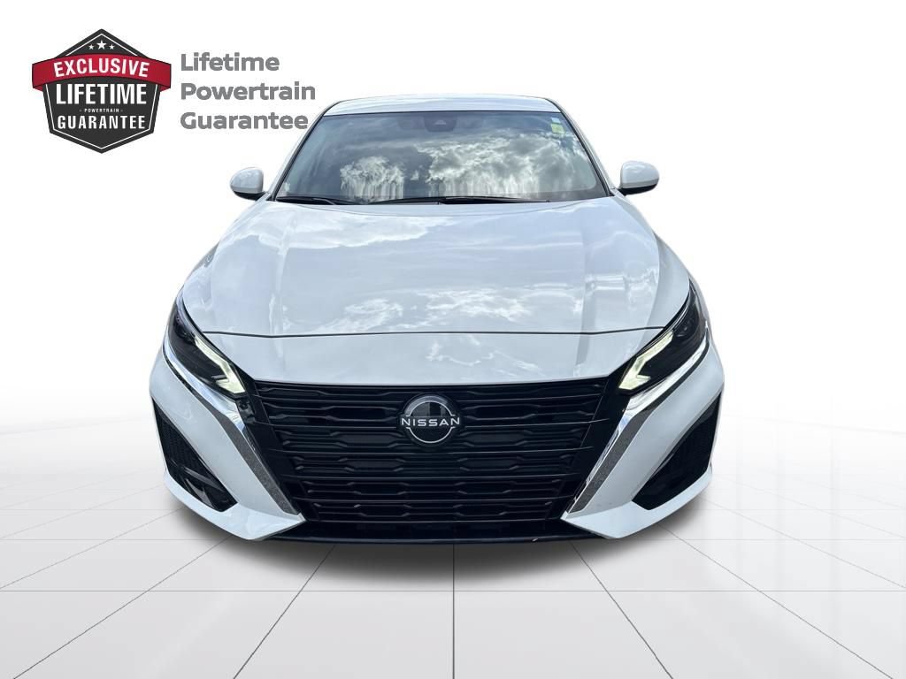 Certified 2023 Nissan Altima 2.5 S FWD image 8