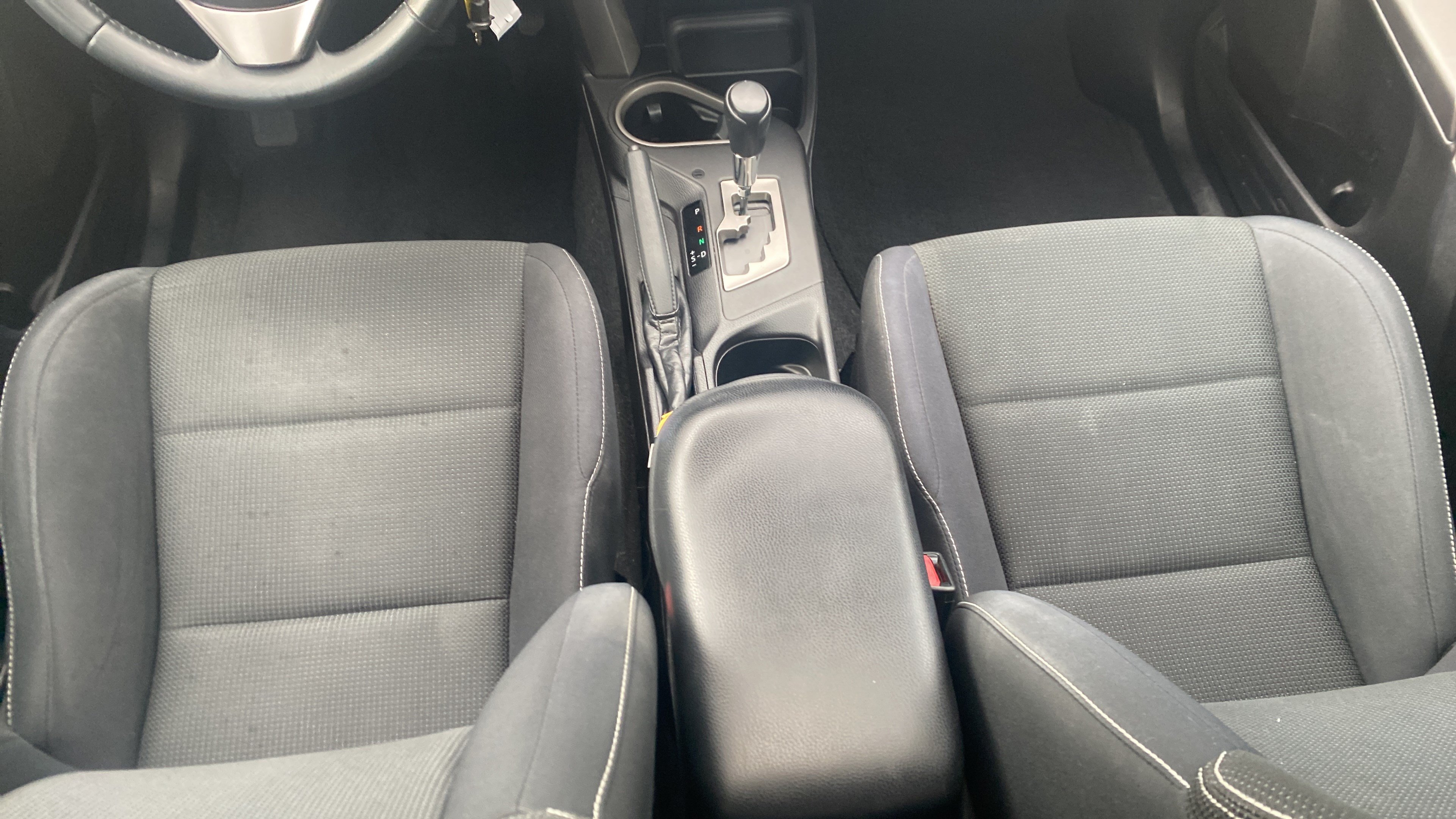 Used 2016 Toyota RAV4 XLE FWD image 21