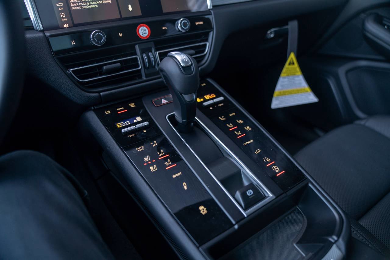 New 2026 Porsche Macan S image 21