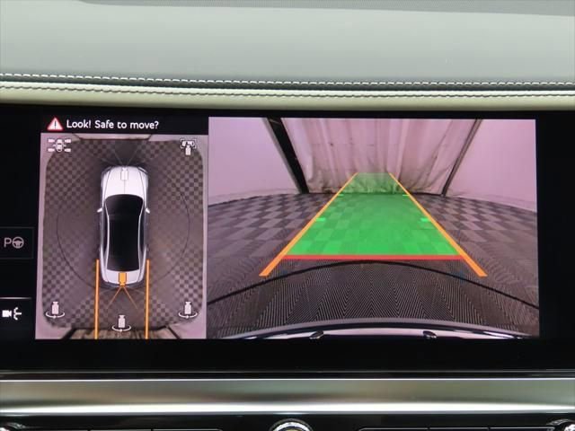 Used 2025 Bentley Flying Spur Plug-In Hybrid AWD/4WD image 15