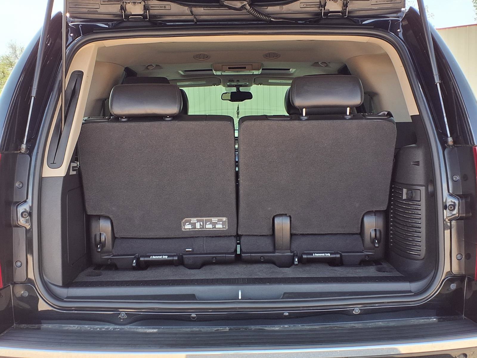 Used 2012 Chevrolet Tahoe LTZ image 23