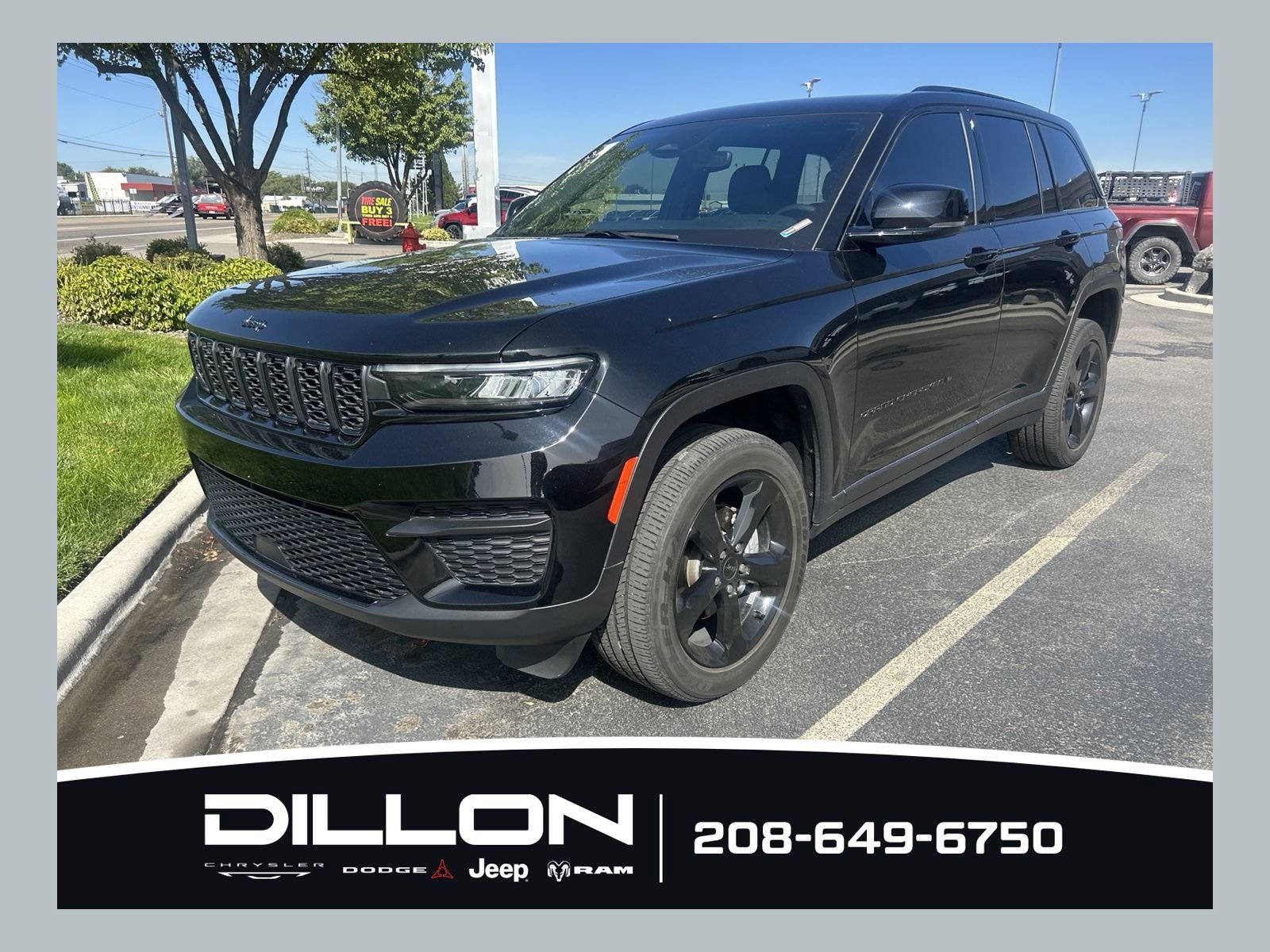 Used 2023 Jeep Grand Cherokee Altitude