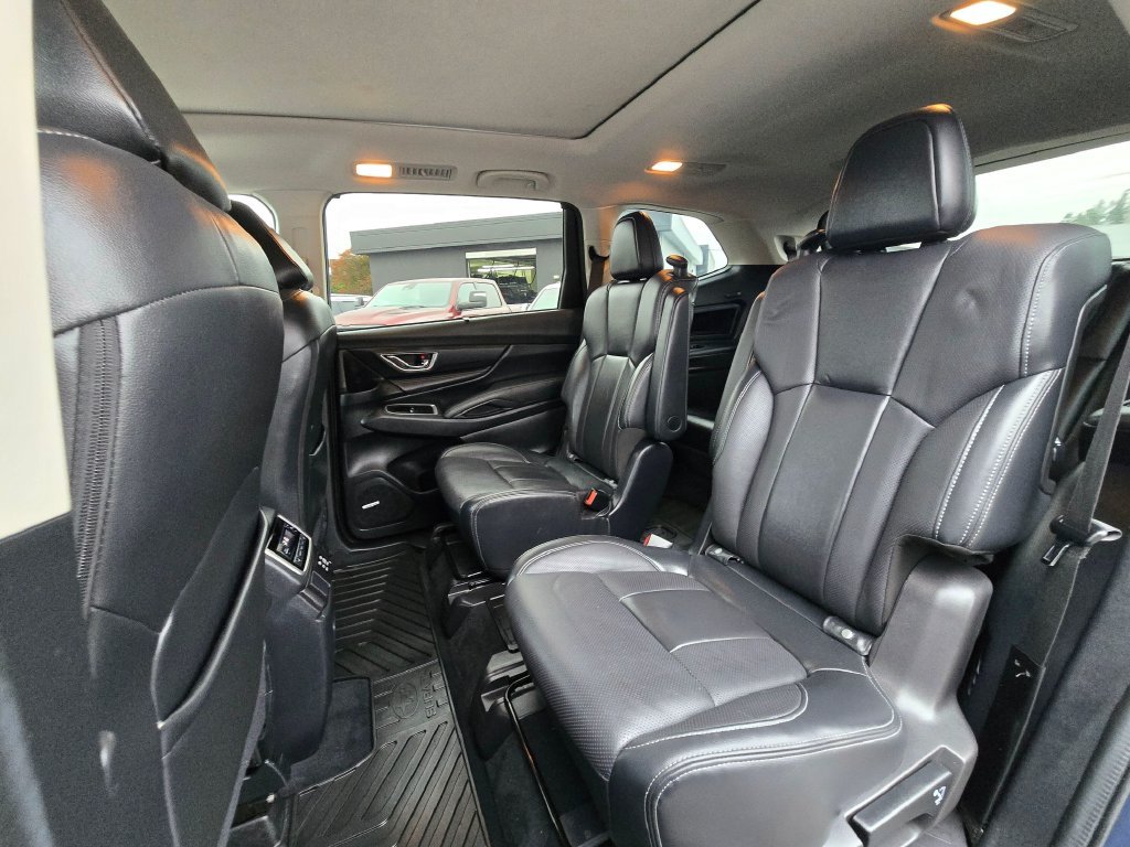 Used 2023 Subaru Ascent Limited w/ Technology Package AWD/4WD image 17