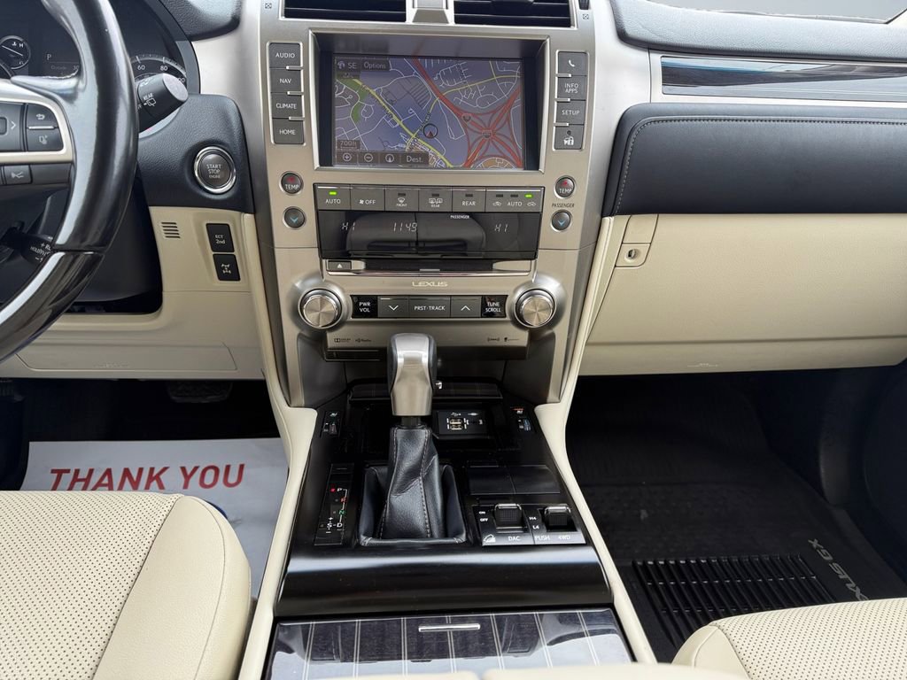 Used 2021 Lexus GX 460 Premium w/ Premium Package image 11