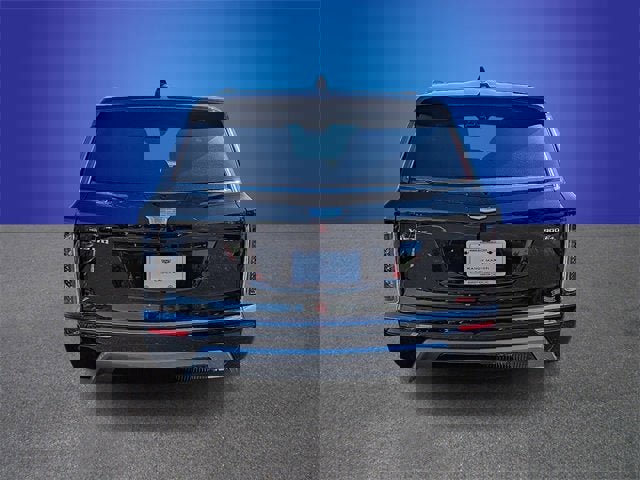 New 2026 Cadillac Vistiq Sport w/ LPO, Floor Liner Package image 4