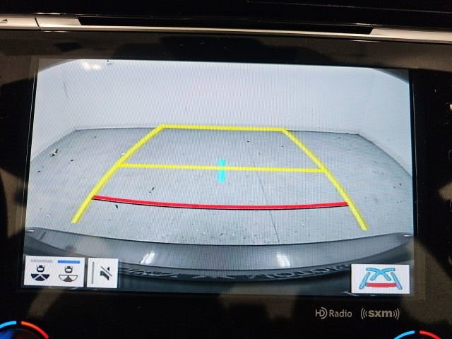 Used 2019 Toyota Camry XLE image 25