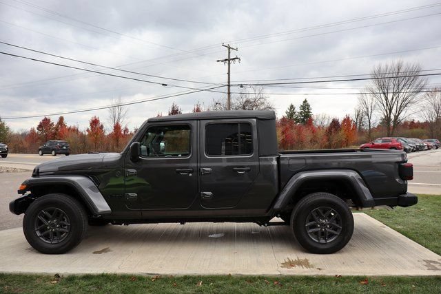 New 2025 Jeep Gladiator Sport AWD/4WD image 27