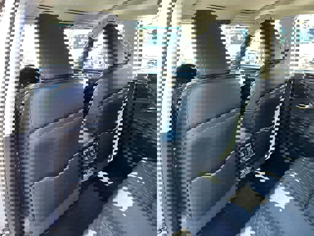 Used 2020 Lexus ES 350 w/ Luxury Package image 12