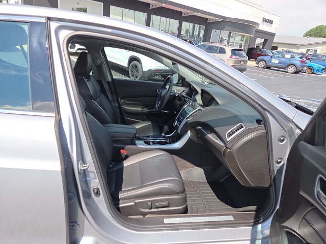Used 2018 Acura TLX FWD image 15