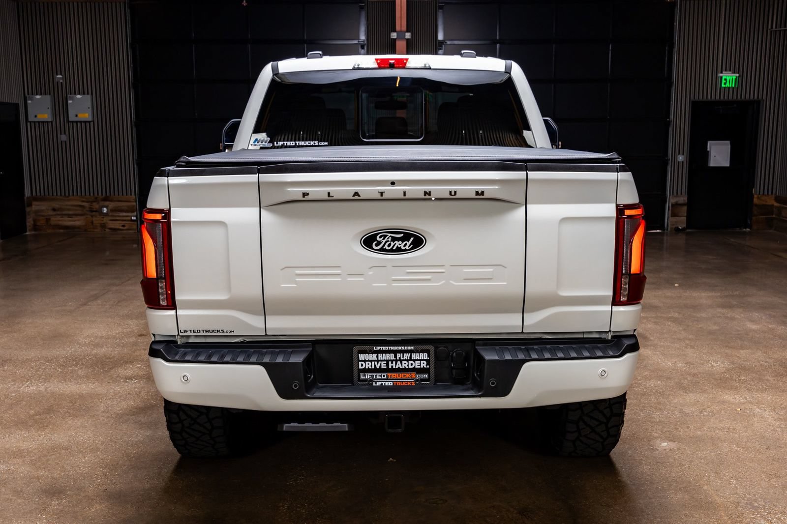 Used 2025 Ford F150 Platinum AWD/4WD image 8