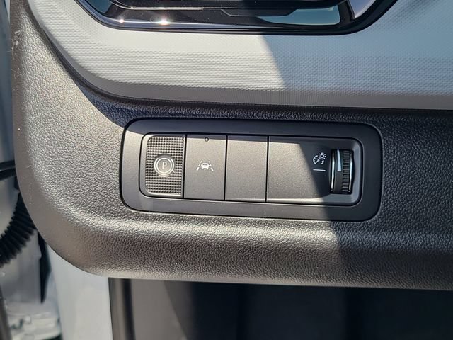 New 2027 Chevrolet Bolt LT FWD image 21