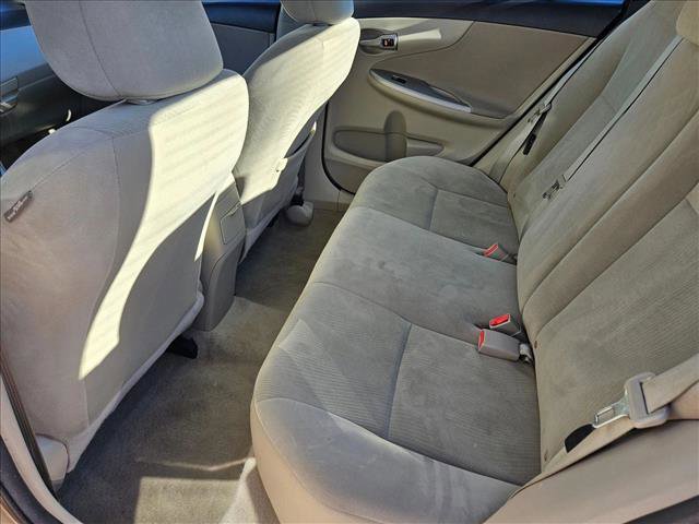 Used 2012 Toyota Corolla LE image 17