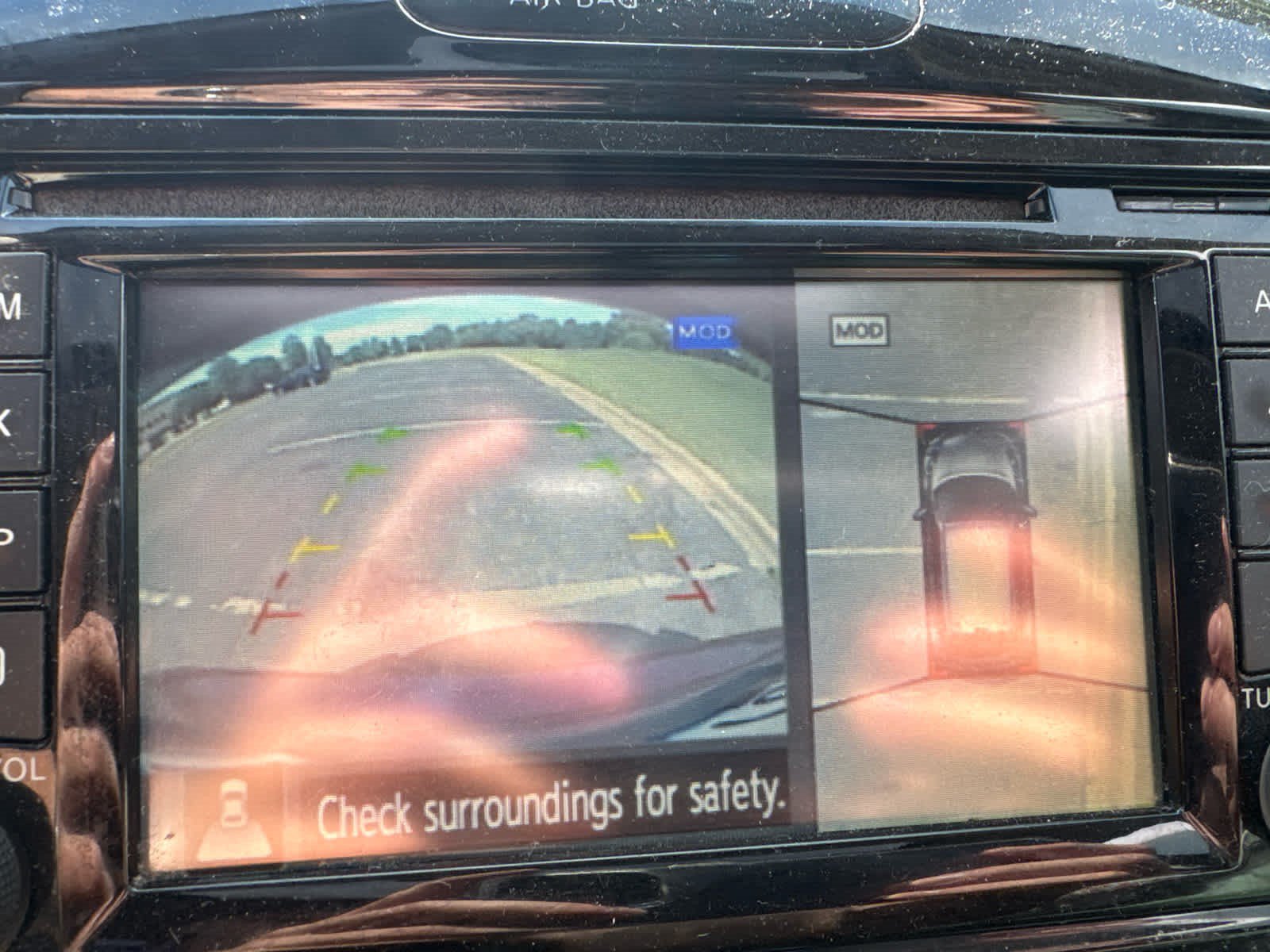 Used 2015 Nissan Juke SV w/ Technology Package FWD image 9