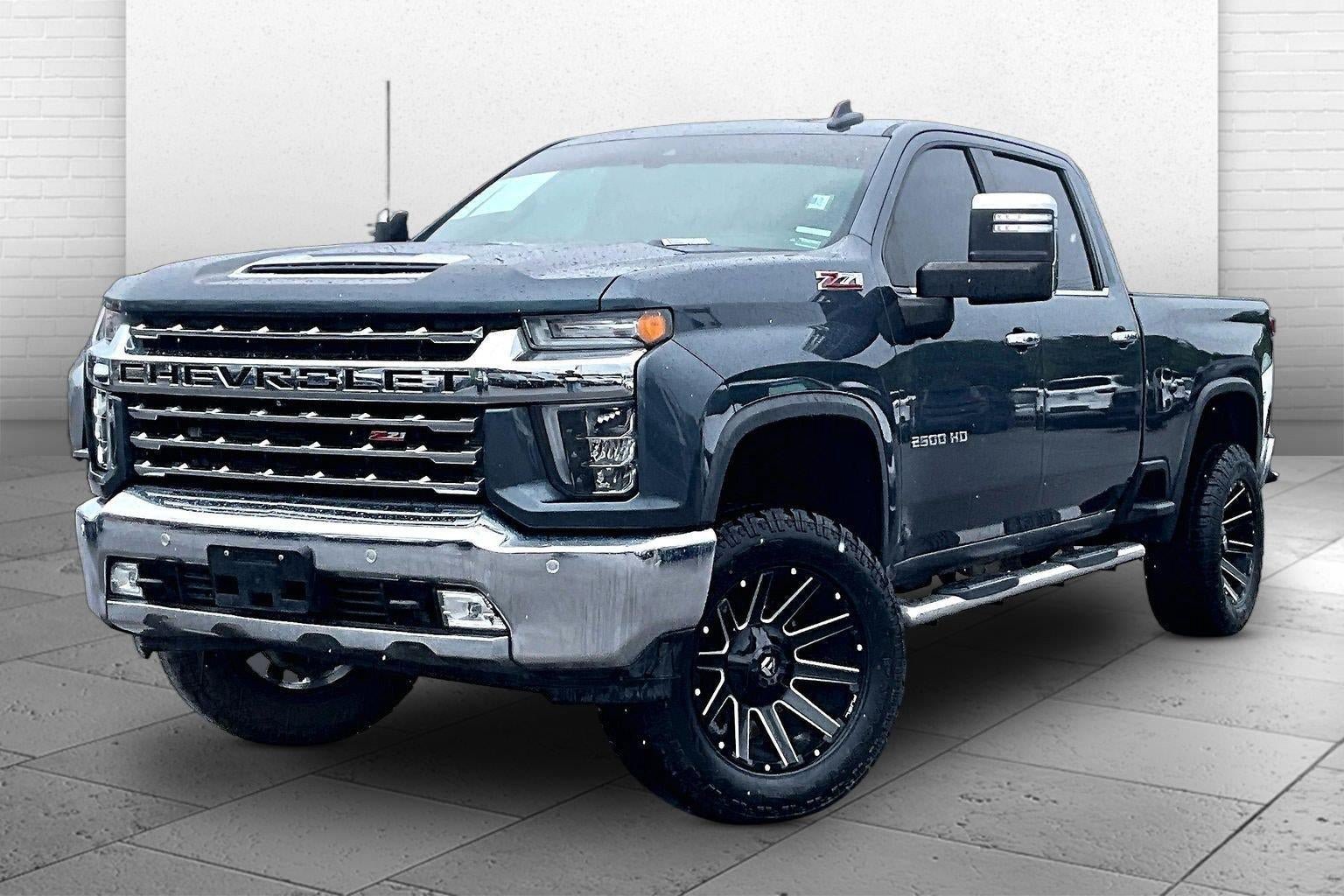 Used 2020 Chevrolet Silverado 2500 LTZ w/ LTZ Premium Package AWD/4WD image 11