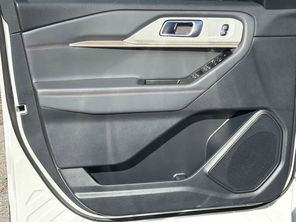 New 2026 Ford Explorer Active image 11