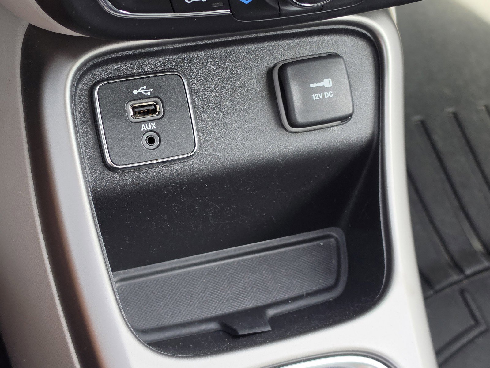 Used 2018 Jeep Compass Latitude w/ Popular Equipment Group image 25