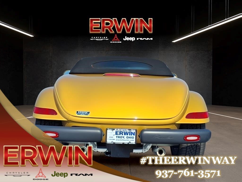 Used 2002 Chrysler Prowler RWD image 12