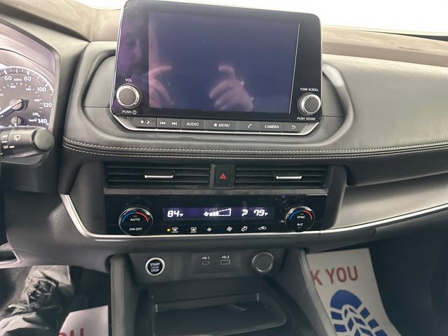 Used 2023 Nissan Rogue SV image 29
