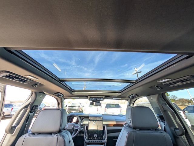 New 2026 GMC Yukon XL Denali image 23