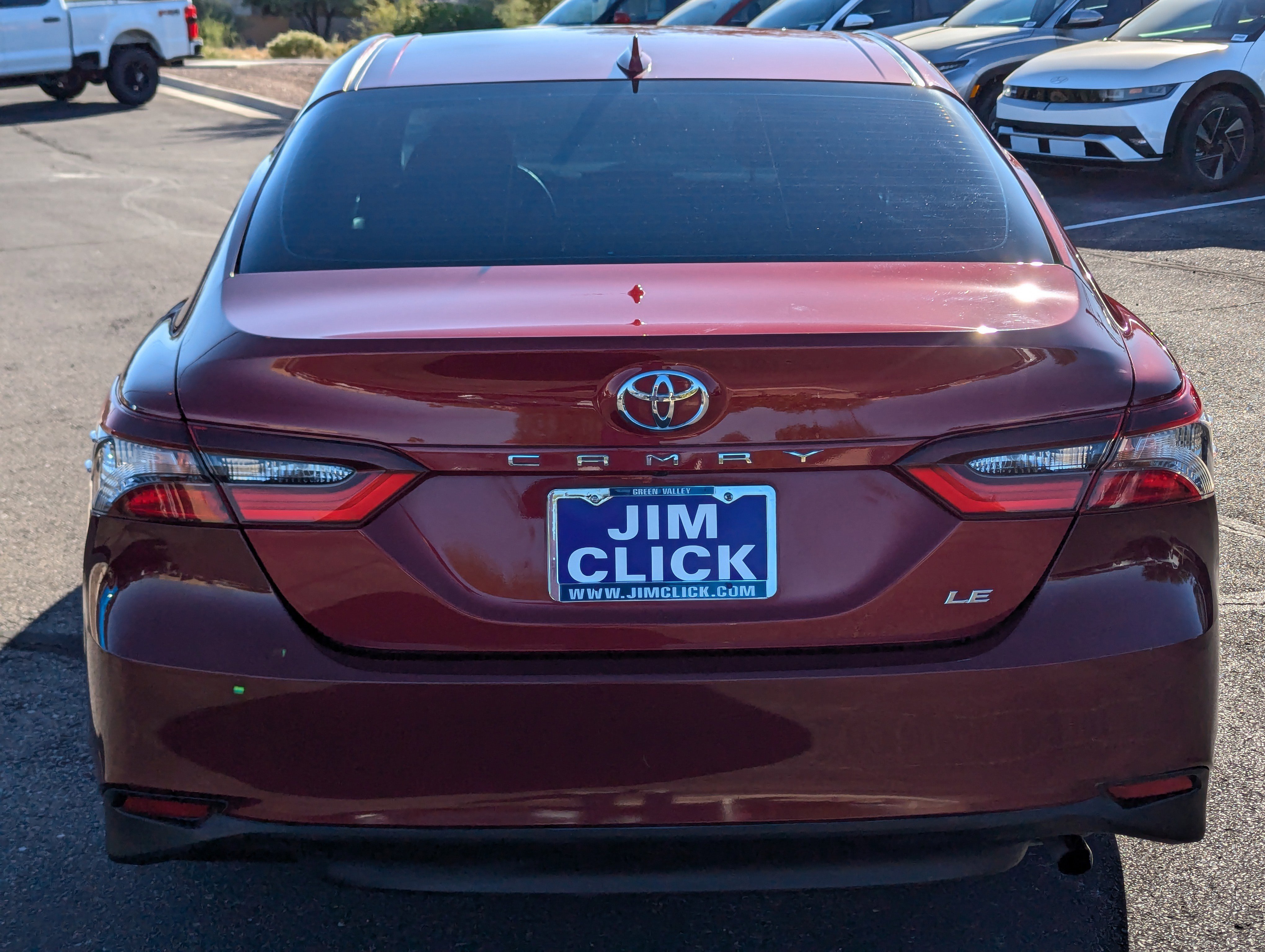 Used 2021 Toyota Camry LE image 3