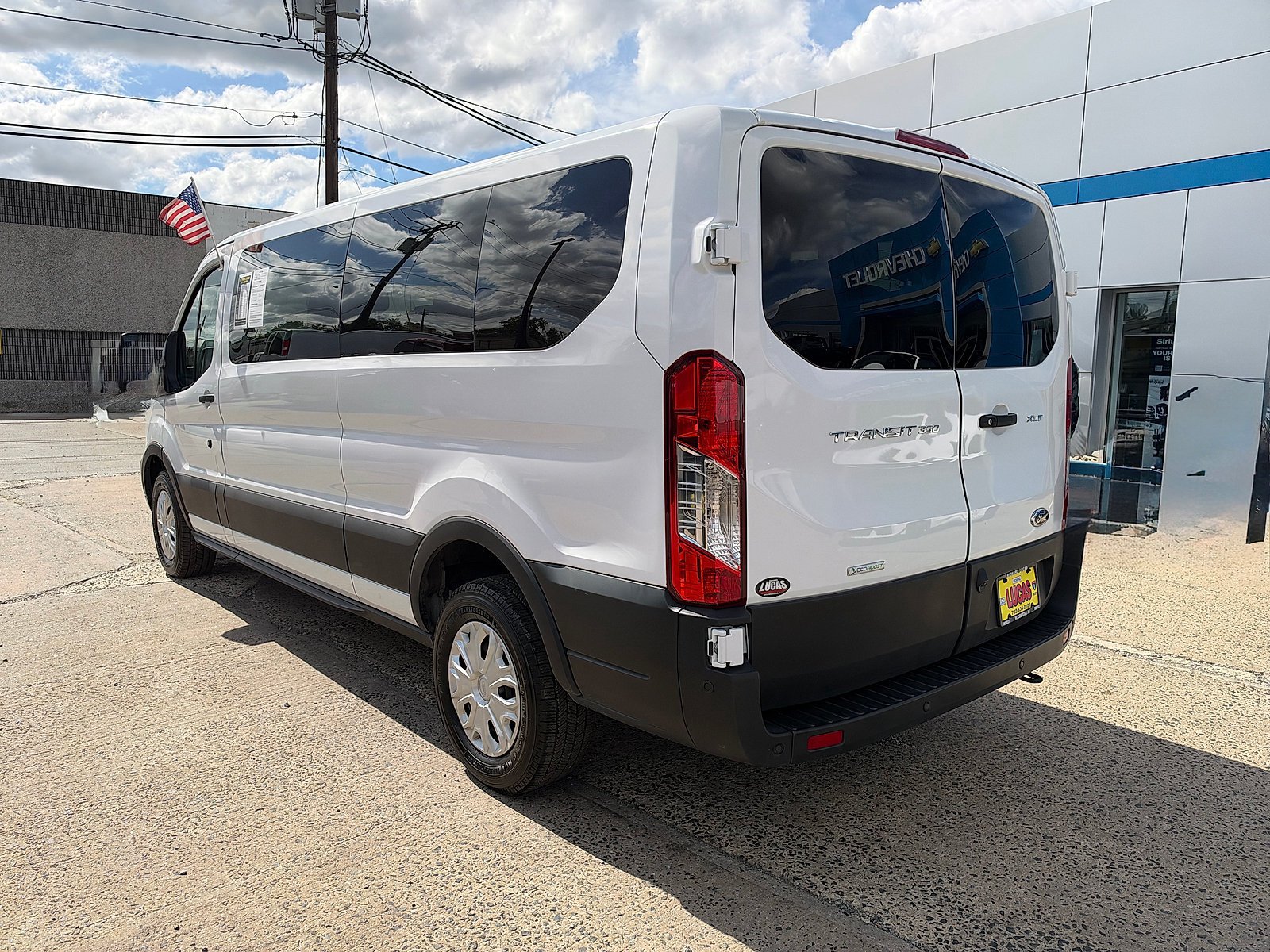 Used 2025 Ford Transit 350 XLT RWD image 7